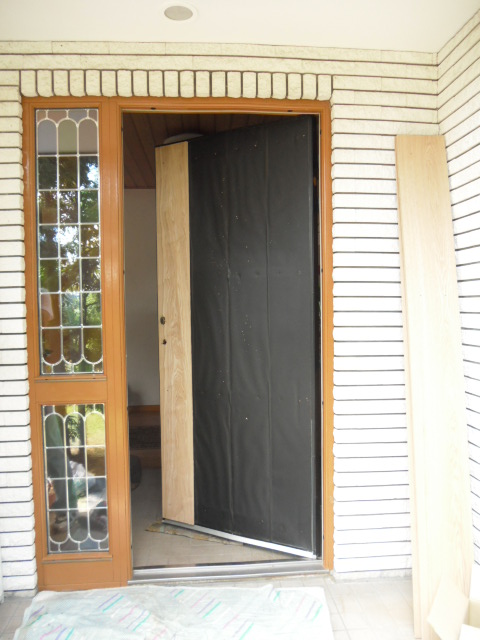 ジューテックホーム　ウェルリフォーム　木製玄関ドア塗装　木製玄関ドアメンテナンス　横浜　神奈川　東京