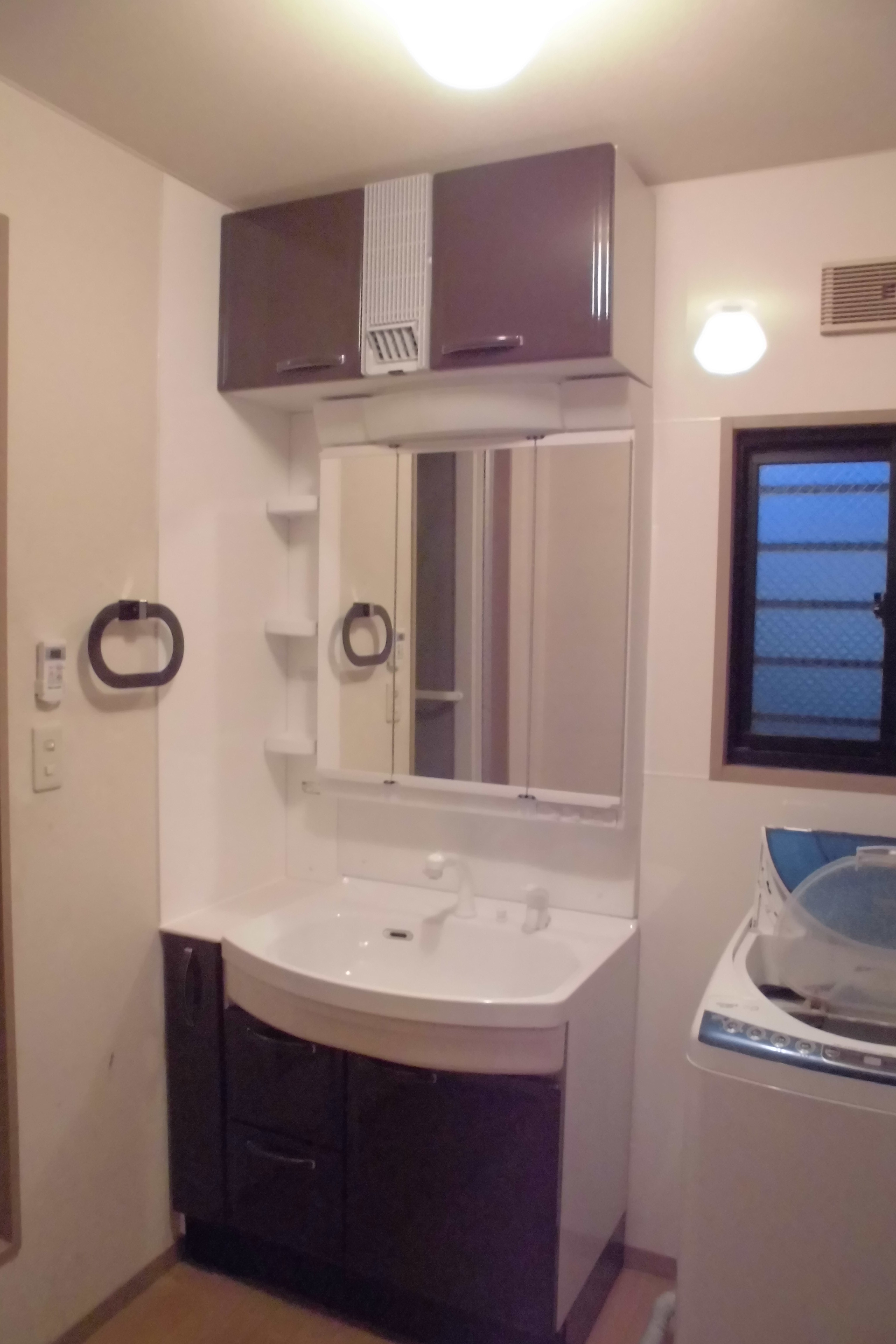 洗面ルームヒーター　タカラ　横浜