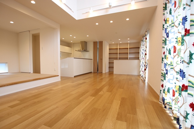 ãã¤ãã¢