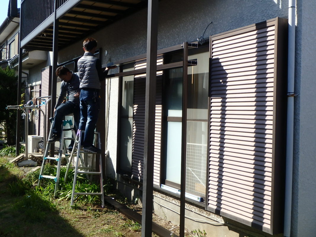 ジューテックホーム　ウェルリフォーム　雨戸　シャッター　リフォーム　横浜　東京　神奈川　都筑　港北　緑区
